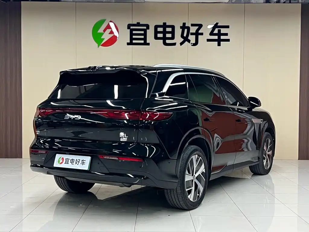 BYD TANG L