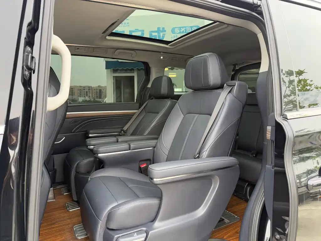 GAC Motor Trumpchi M8 — миниатюра 8