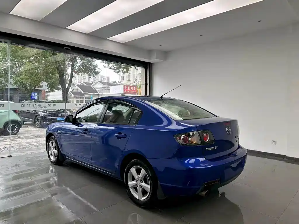 Mazda 3 — миниатюра 7