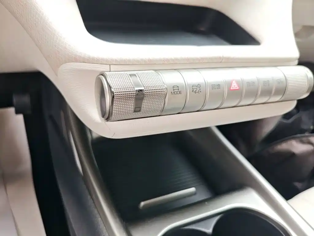 BYD Dolphin — миниатюра 14