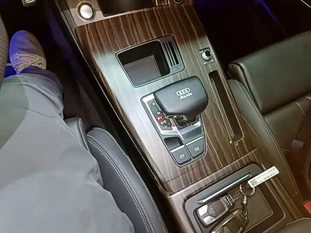 Audi Q5L — миниатюра 14