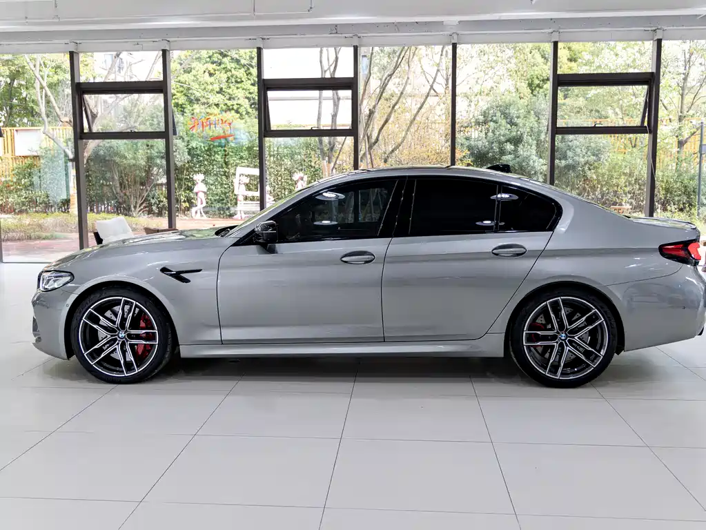 BMW M5 2021 M5