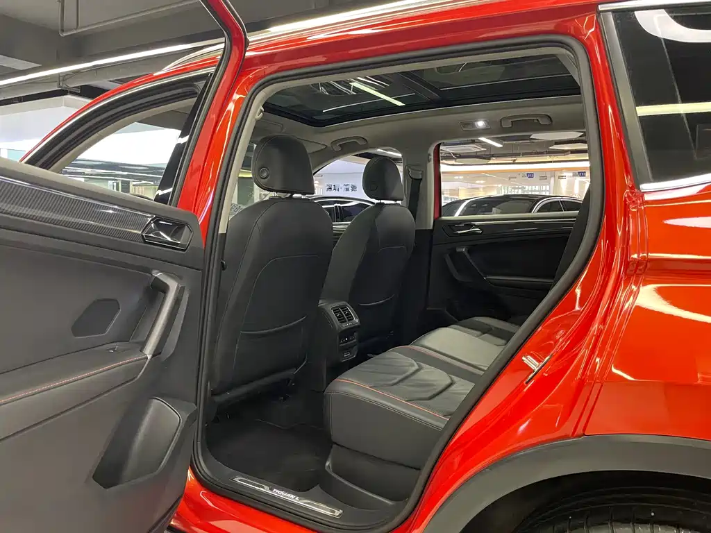 Volkswagen Tiguan L — миниатюра 7