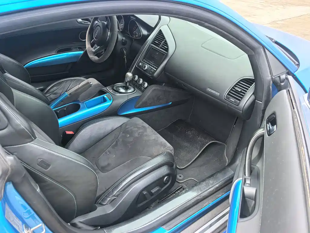 Audi R8 — миниатюра 9