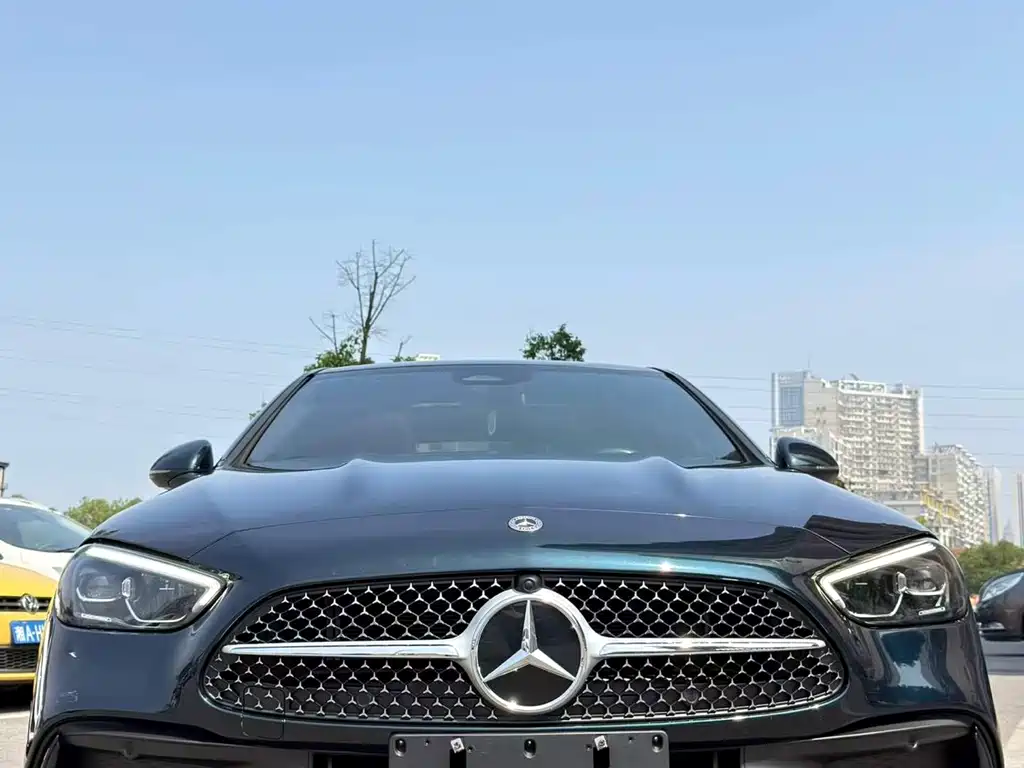 Mercedes-Benz C-Class — миниатюра 2