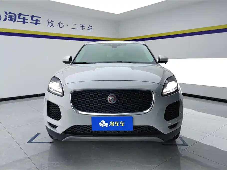 JAGUAR E PACE