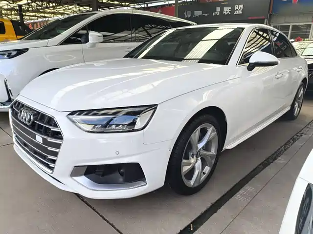 AUDI  A4L