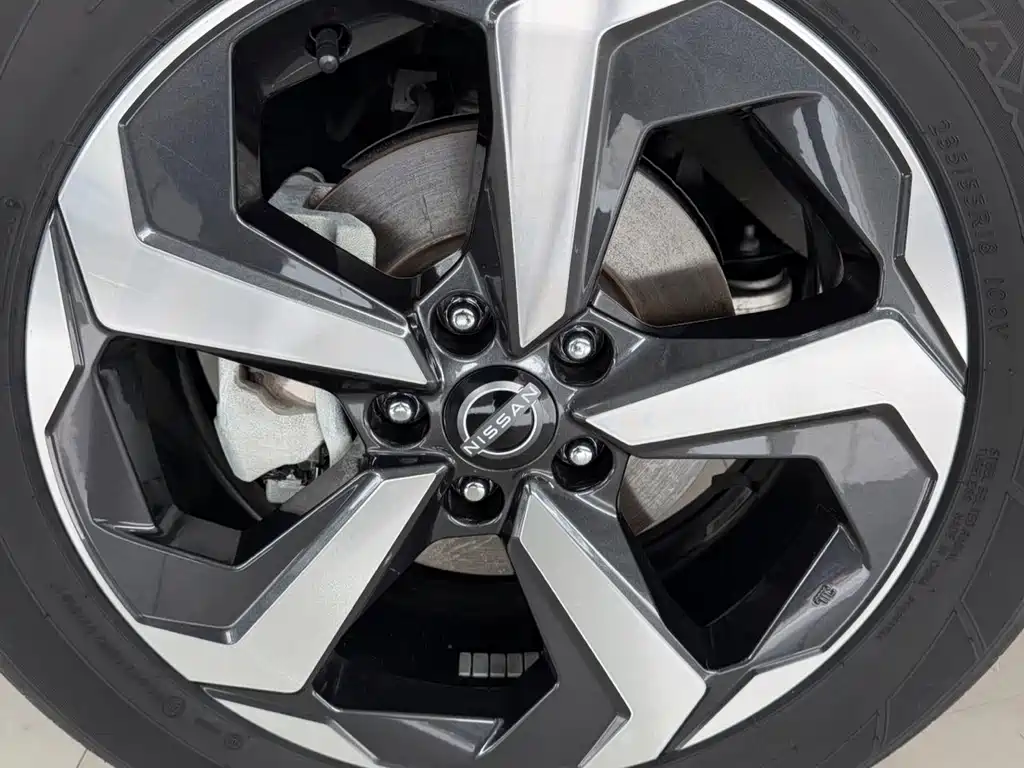 Nissan Qashqai 2023 — фото 12