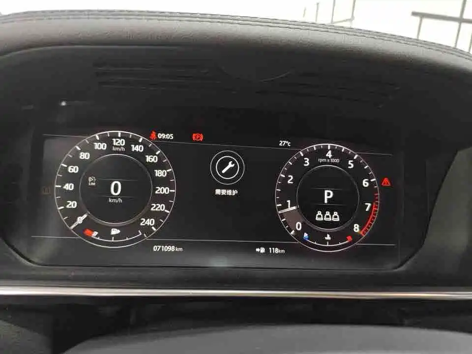 Land Rover Range Rover — миниатюра 4