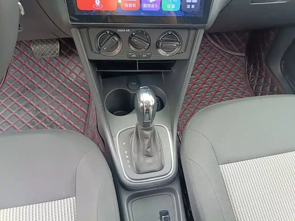 Volkswagen Polo — миниатюра 14