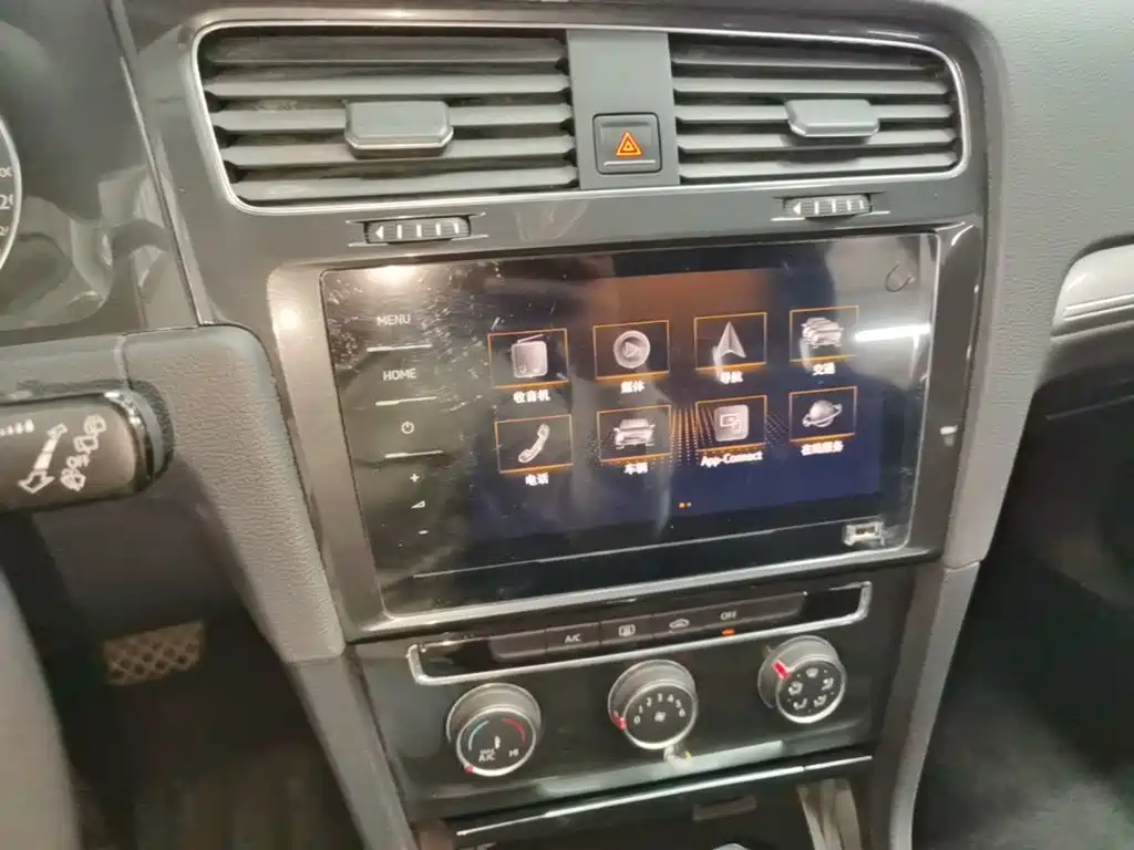 Volkswagen Golf — миниатюра 13