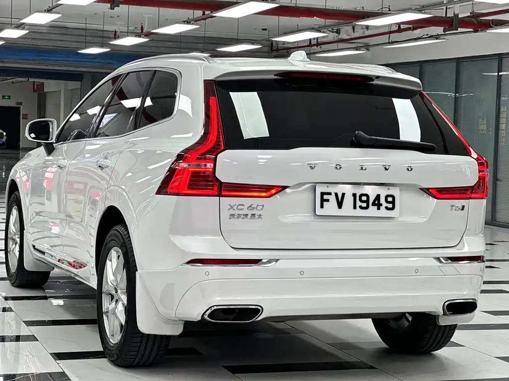Volvo XC60 — миниатюра 30