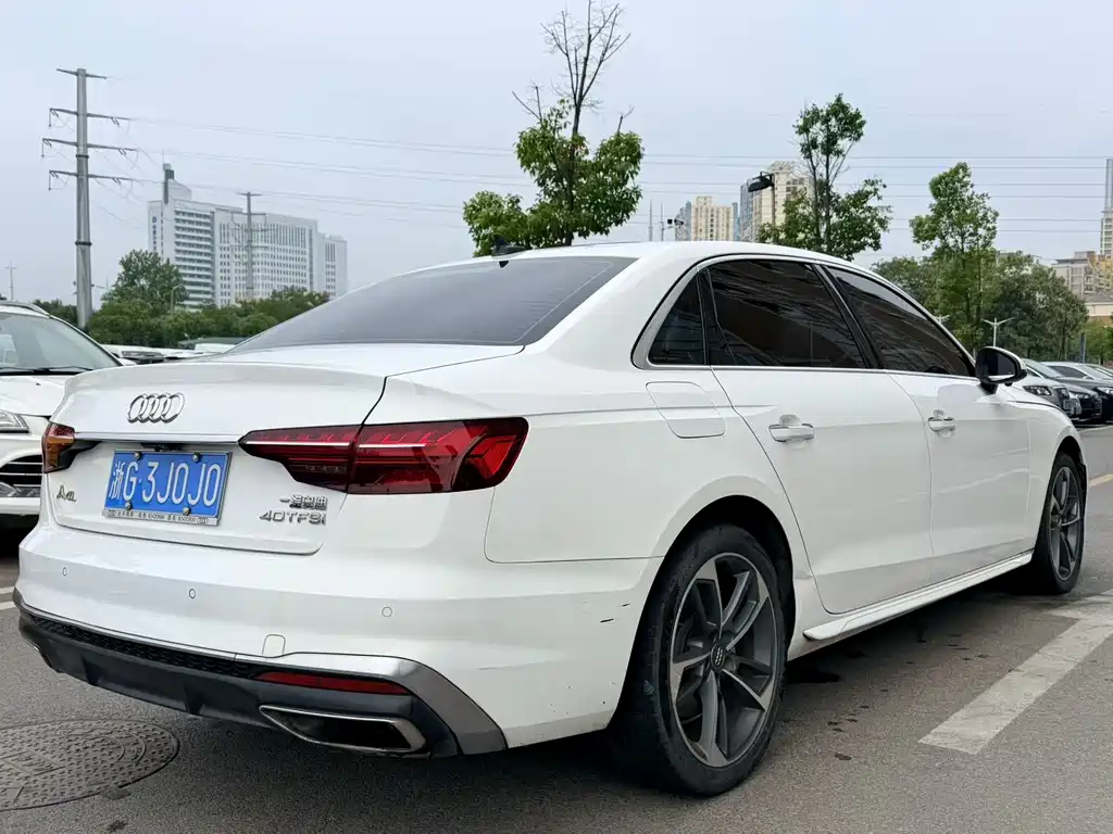 Audi A4L — миниатюра 8