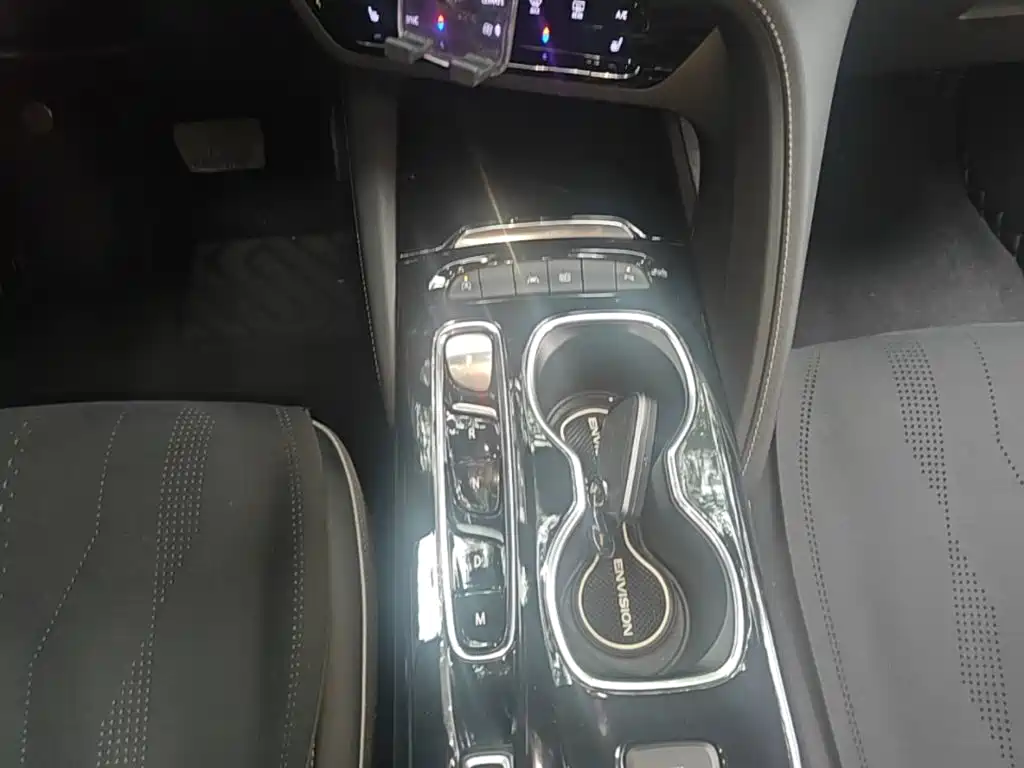 Buick Envision Plus — миниатюра 14