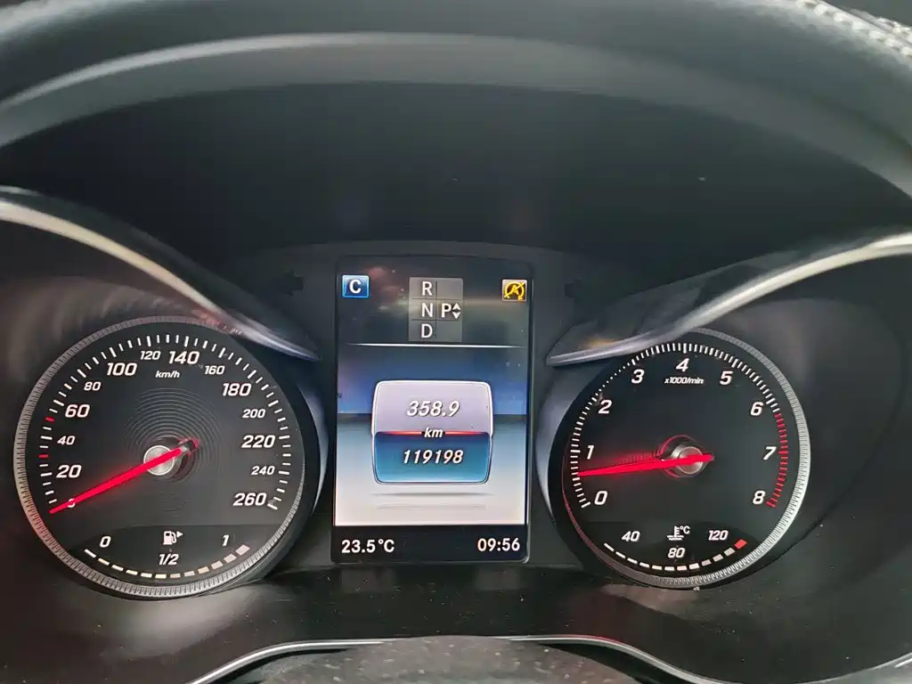 Mercedes-Benz GLC — миниатюра 14