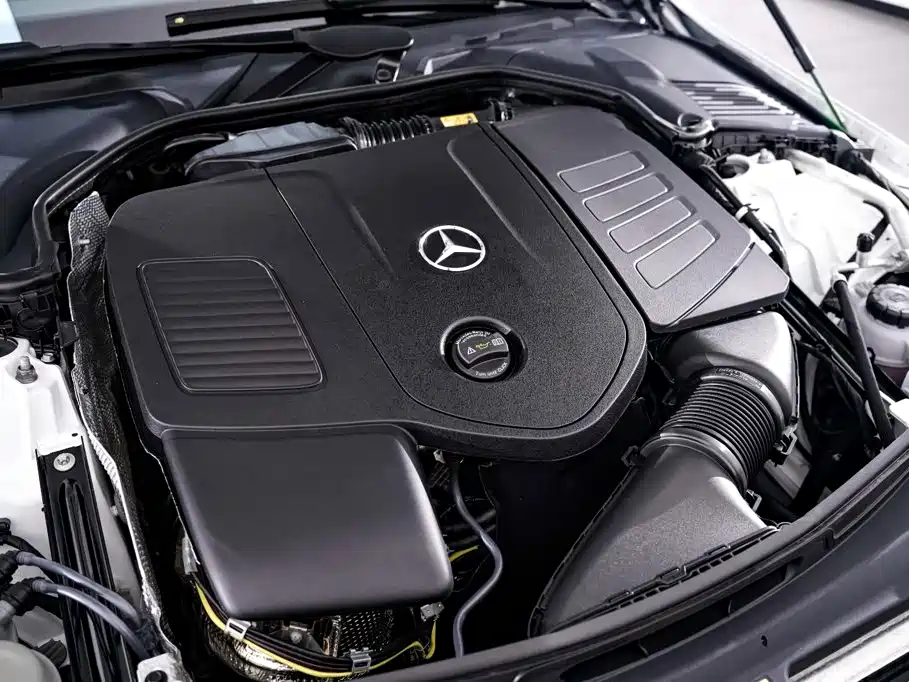 Mercedes-Benz C-Class — миниатюра 13