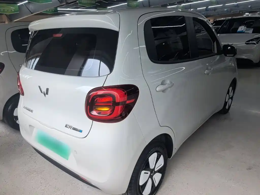 Wuling MINIEV — миниатюра 7