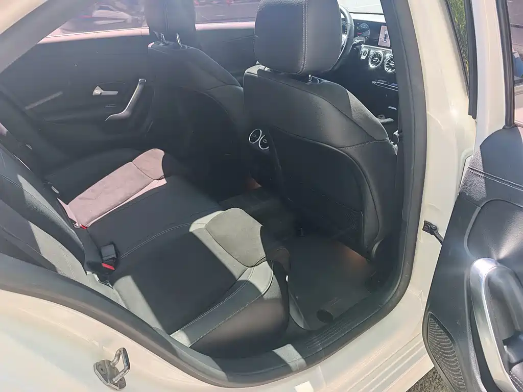 Mercedes-Benz A-Class A 2021 A 200 L Sport Fashion