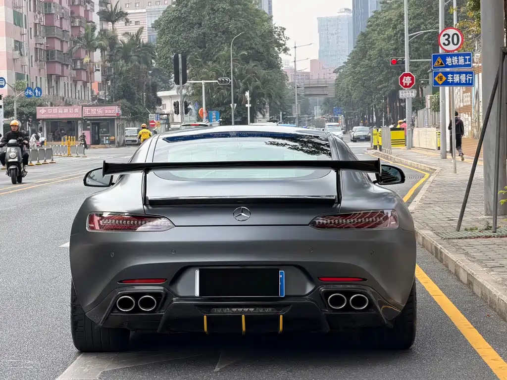 MERCEDES-BENZ AMG GT