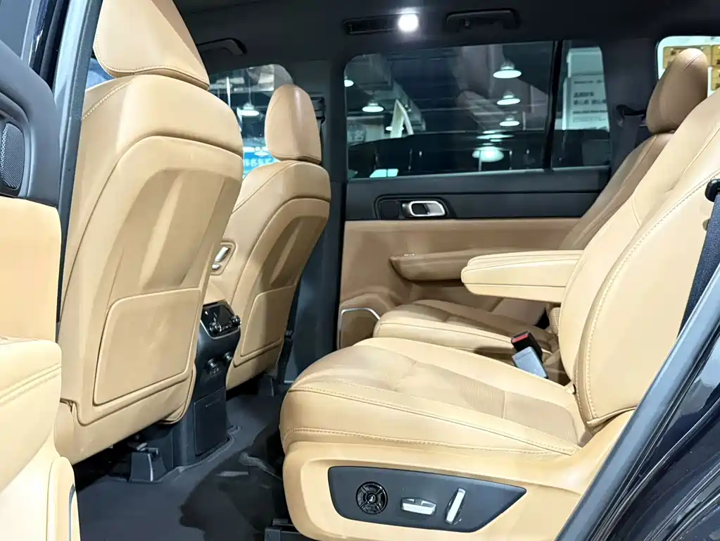 Li Auto Li ONE — миниатюра 6