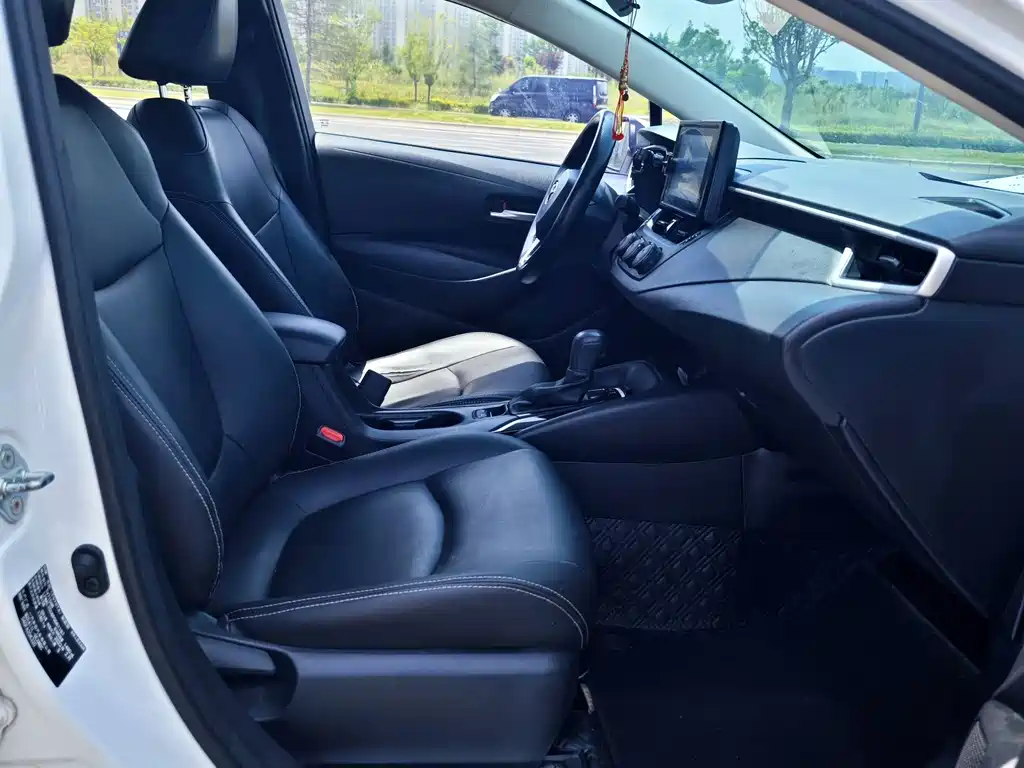 Toyota Corolla — миниатюра 5
