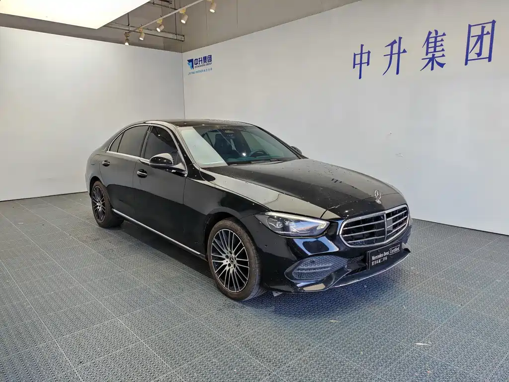 Mercedes-Benz C-Class — миниатюра 3