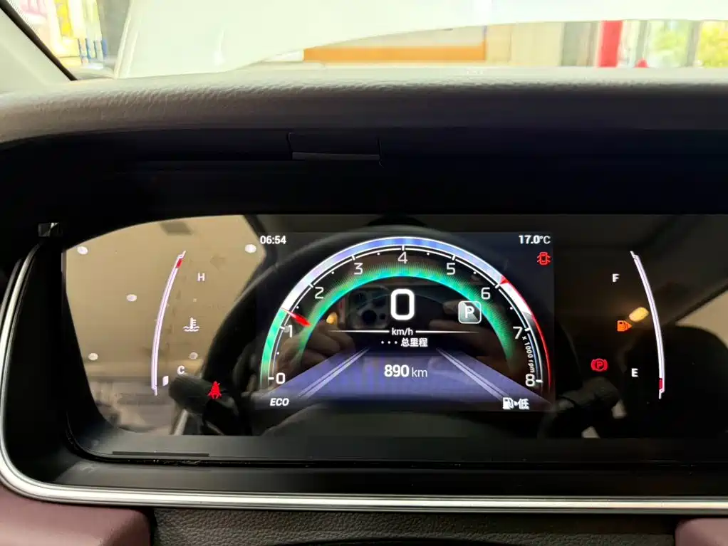 GAC Motor Trumpchi M6 — миниатюра 10