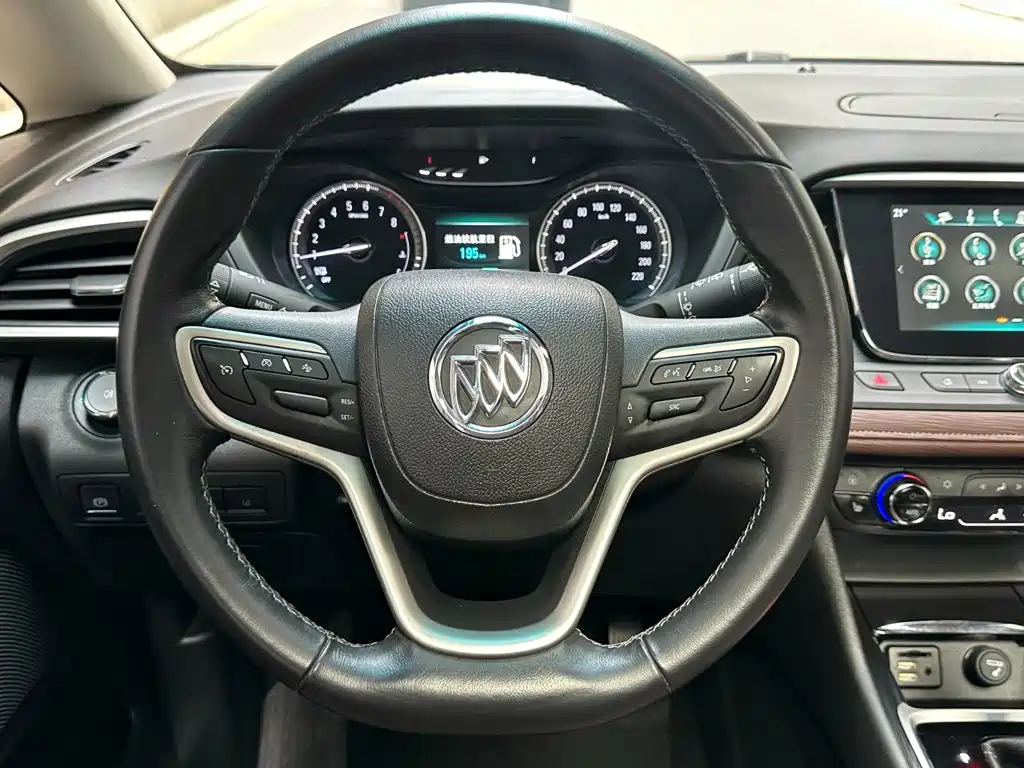Buick GL6 — миниатюра 12