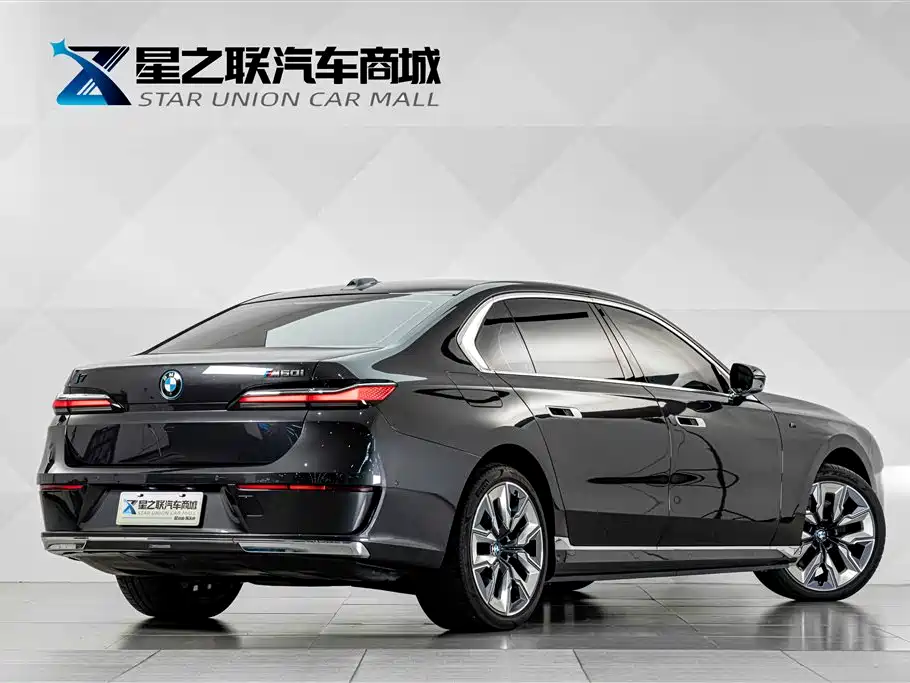 BMW i7 — миниатюра 6