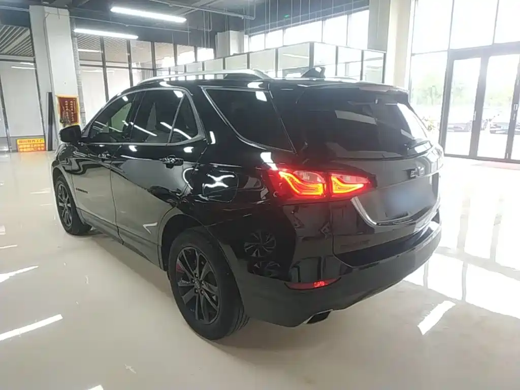 Chevrolet Equinox — миниатюра 5