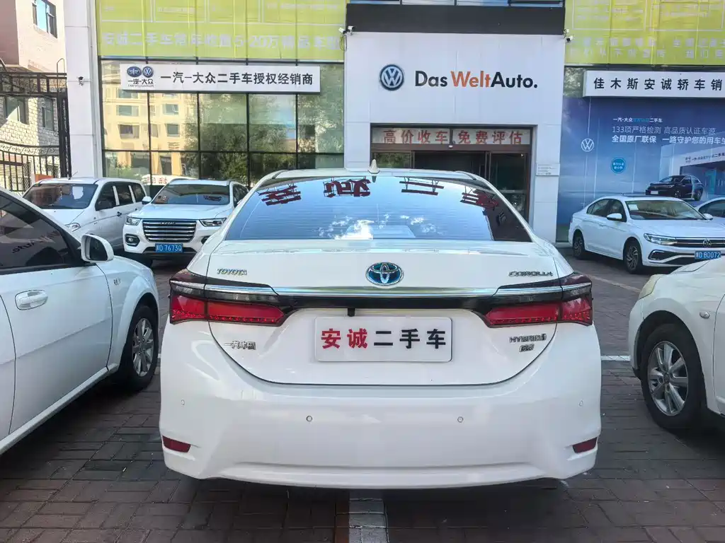 Toyota Corolla — миниатюра 5