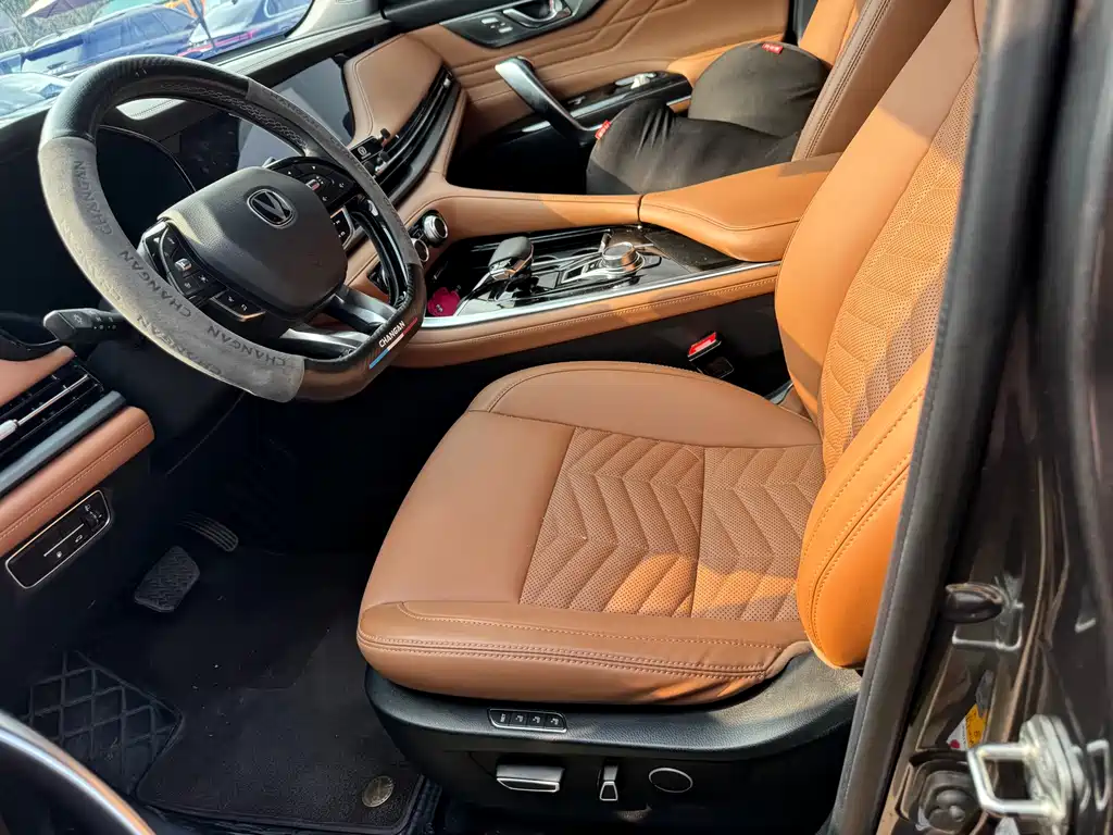 Changan CS95 — миниатюра 10