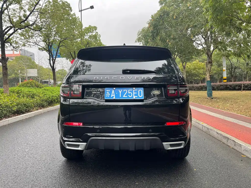 LAND ROVER DISCOVER SPORTS