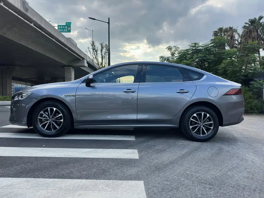 BYD Qin PLUS — миниатюра 8