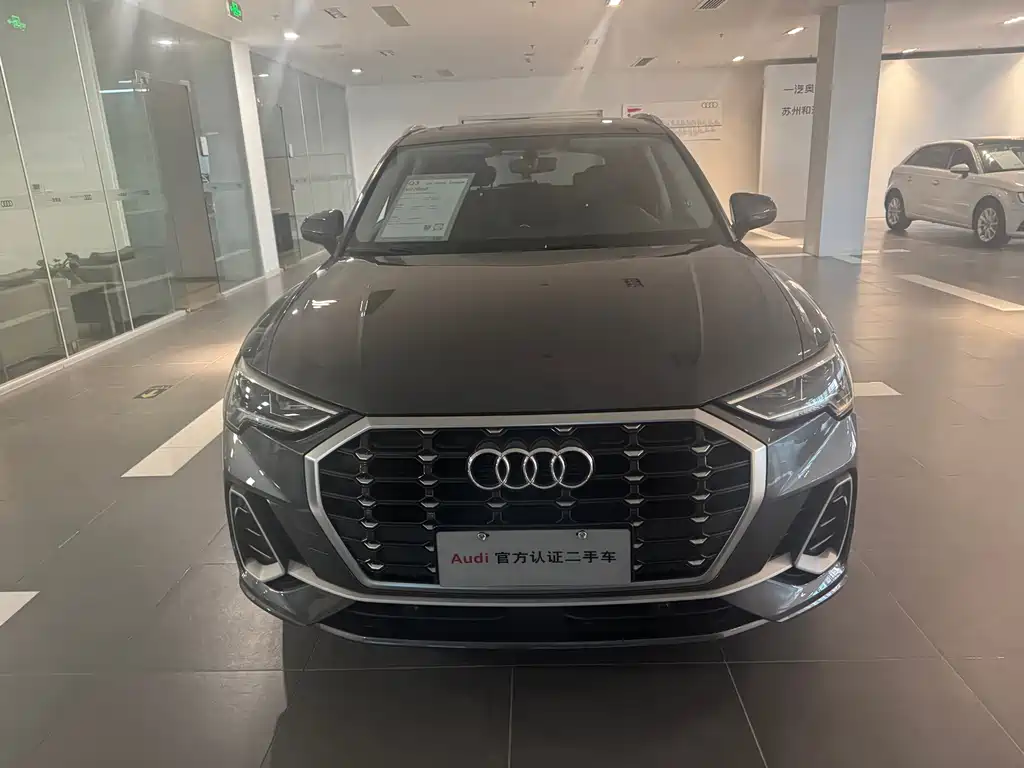 Audi Q3 — миниатюра 2