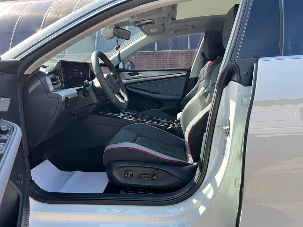 Volkswagen Lamando — миниатюра 7