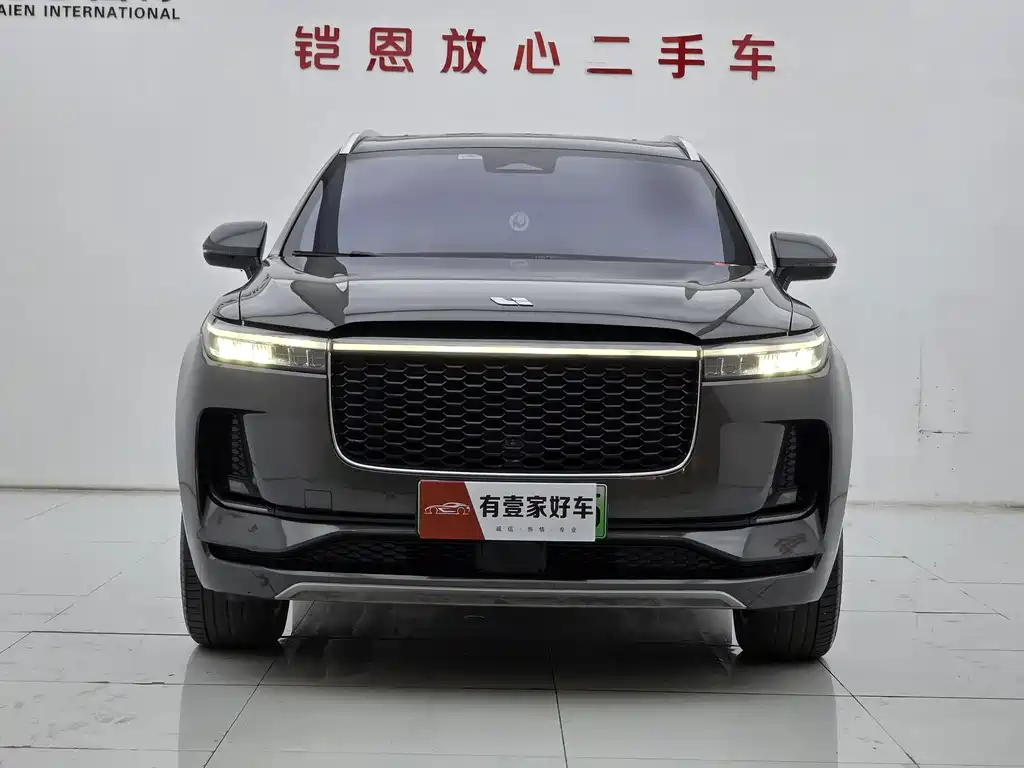 Li Auto Li ONE — миниатюра 2