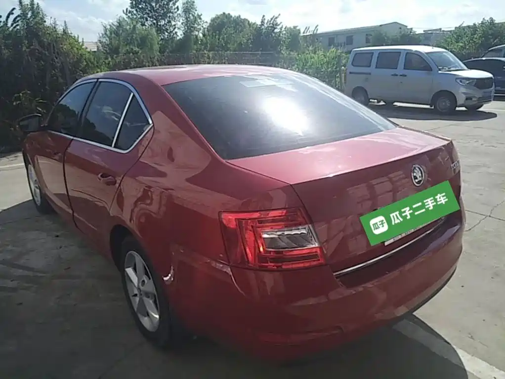 Skoda Octavia — миниатюра 5