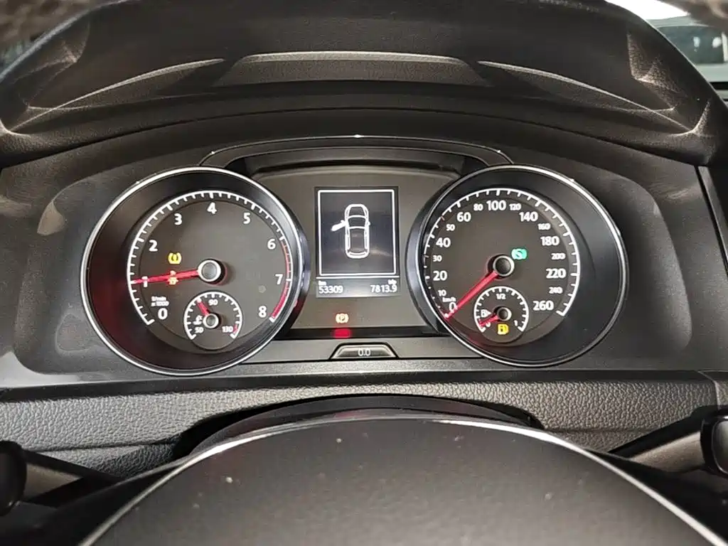 Volkswagen Golf — миниатюра 12