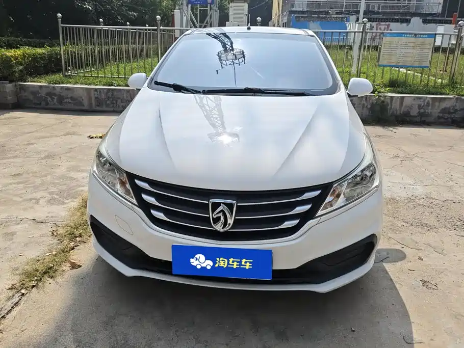 Baojun 310 — миниатюра 2