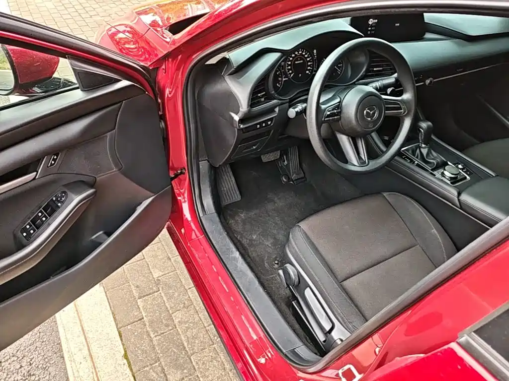 Mazda 3 Axela — миниатюра 16