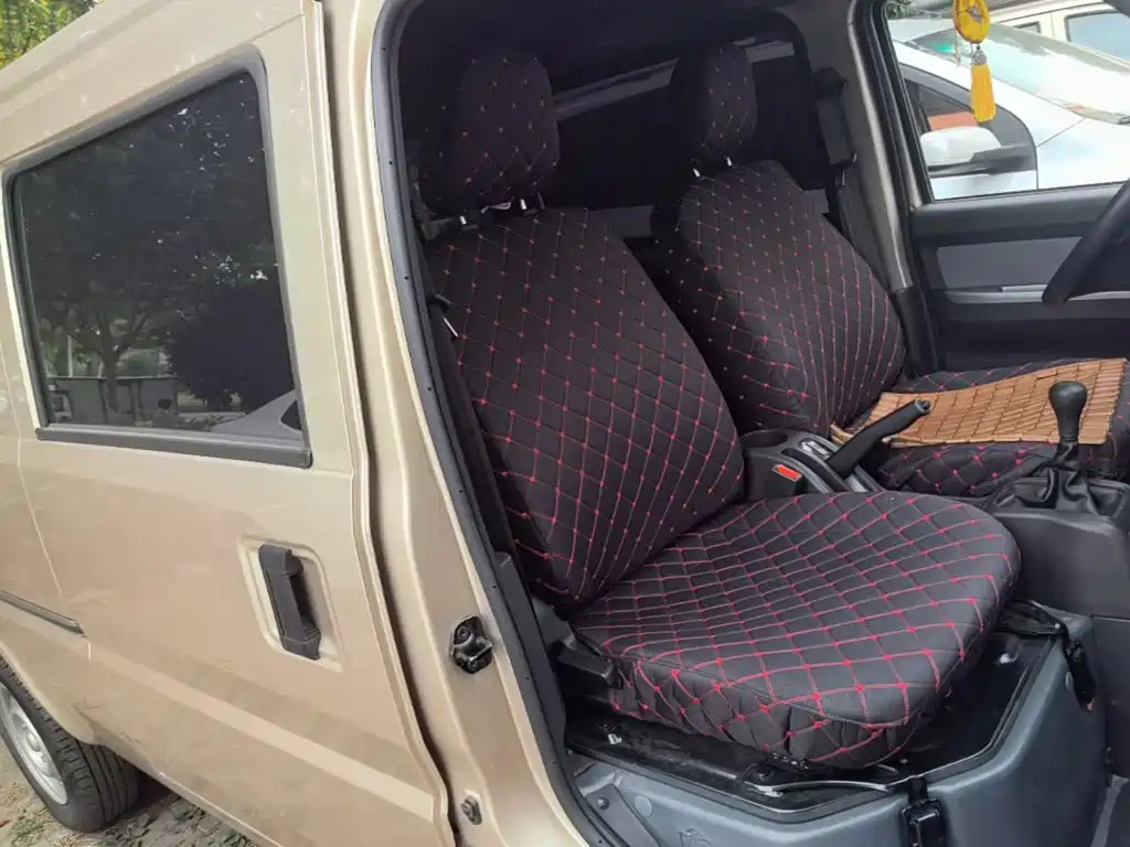 Wuling Rongguang — миниатюра 25