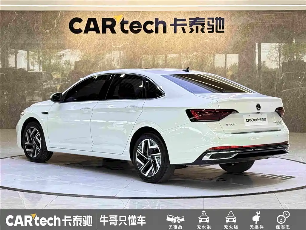 Volkswagen Sagitar — миниатюра 6