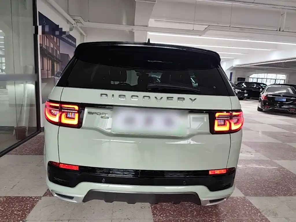 Land Rover Discovery Sport Hybrid — миниатюра 6