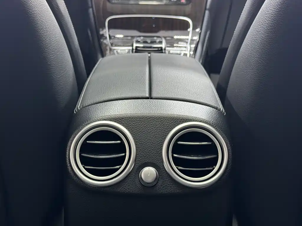 Mercedes-Benz GLC — миниатюра 18