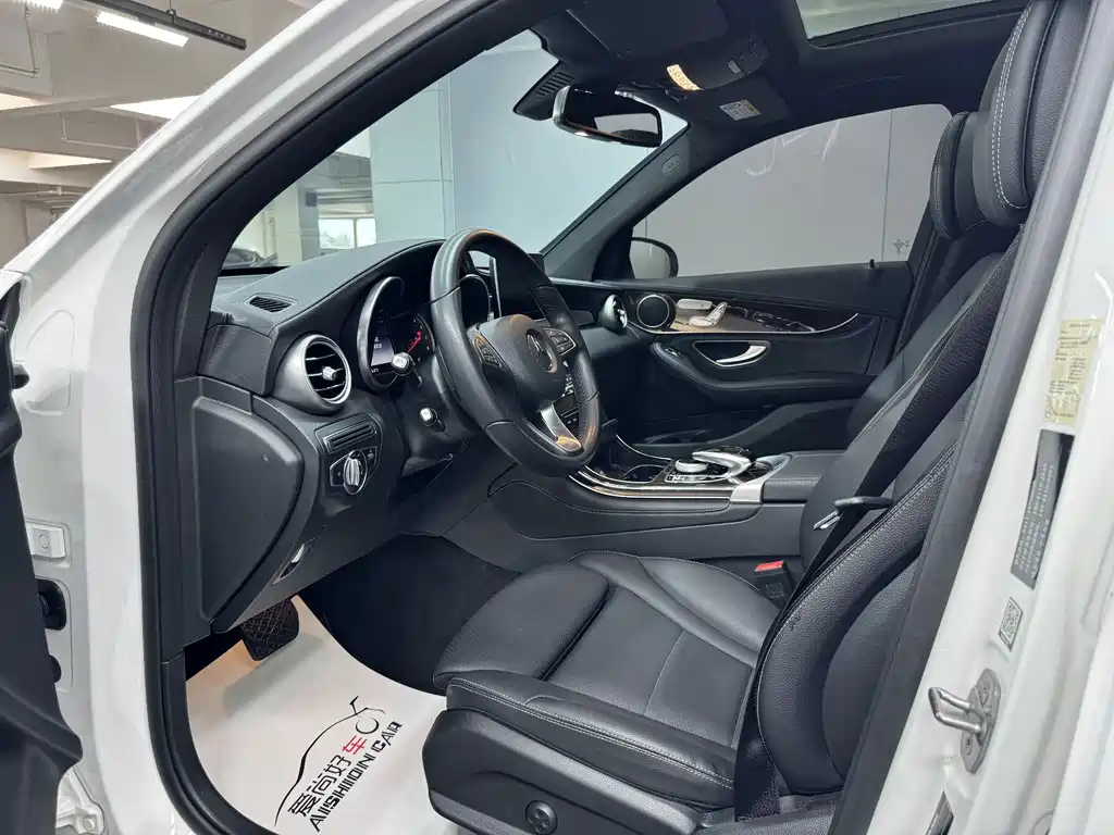 Mercedes-Benz GLC — миниатюра 8