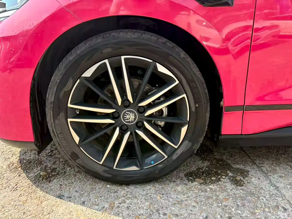 BYD Qin L — миниатюра 9