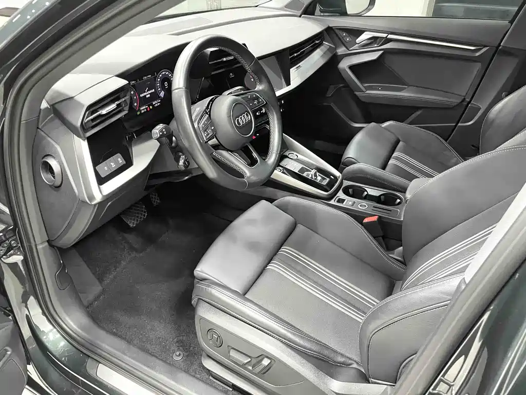 Audi A3 2022 Sportback 35 TFSI Fashion Sport