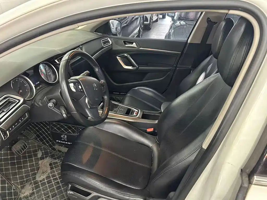 Peugeot 408 — миниатюра 8