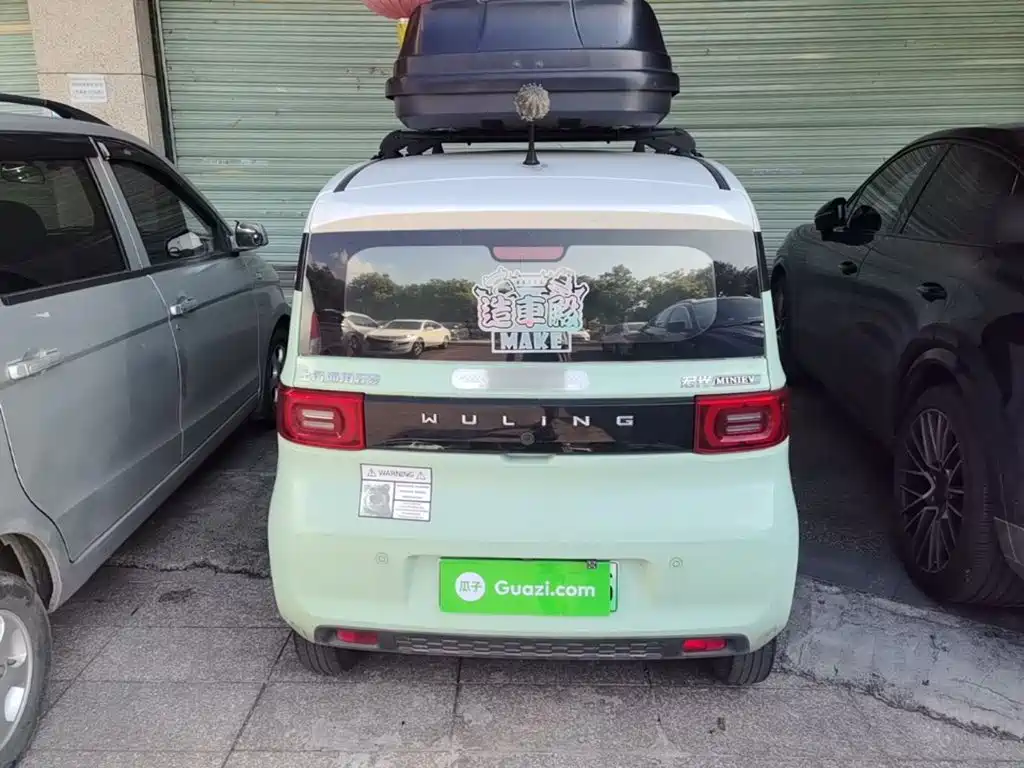 Wuling MINIEV — миниатюра 6